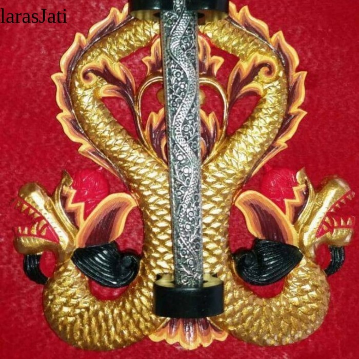 Blawong keris sungging ukir naga antik