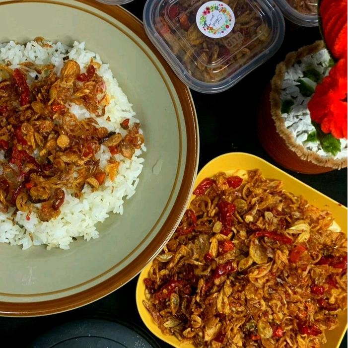 

Promo Sambal Goreng Bawang Kering Pedas Asin Manis Food - berat 50 g Terlaris