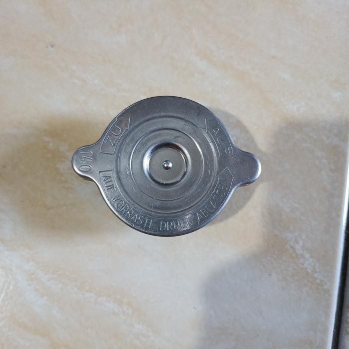 TERMURAH tutup radiator w124 w202