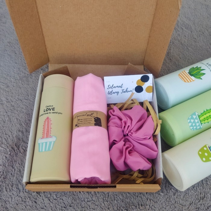 

[Best Seller] hamper kado ulang tahun anniversary cewek/hadiah/gift box/souvenir - pink