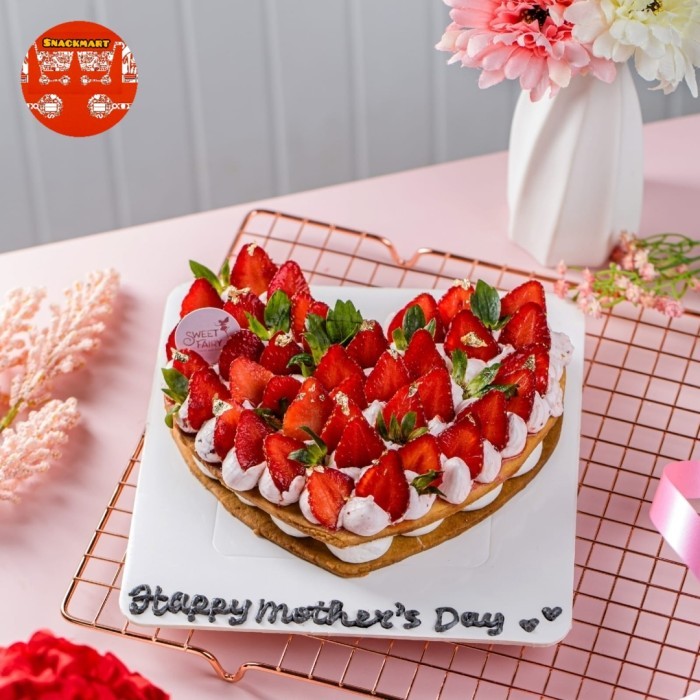 

Mothers Day Cake / Kue Hari Ibu / Kue Ulang Tahun / Birthday Cake / Stawberry Birthday Cake / Stawberry Love Birthday Cake