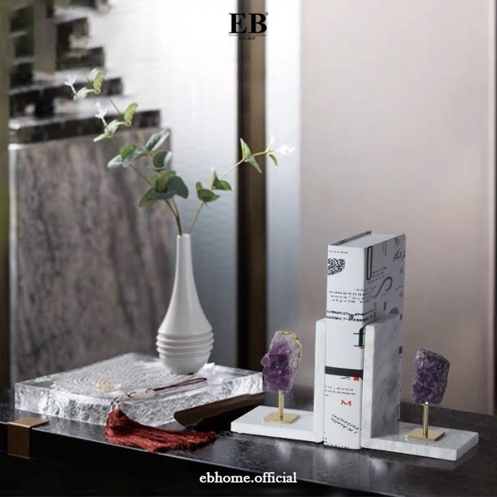 

Penyangga Buku Sultan Luxury Stone Cluster Crystal Bookend Amethyst