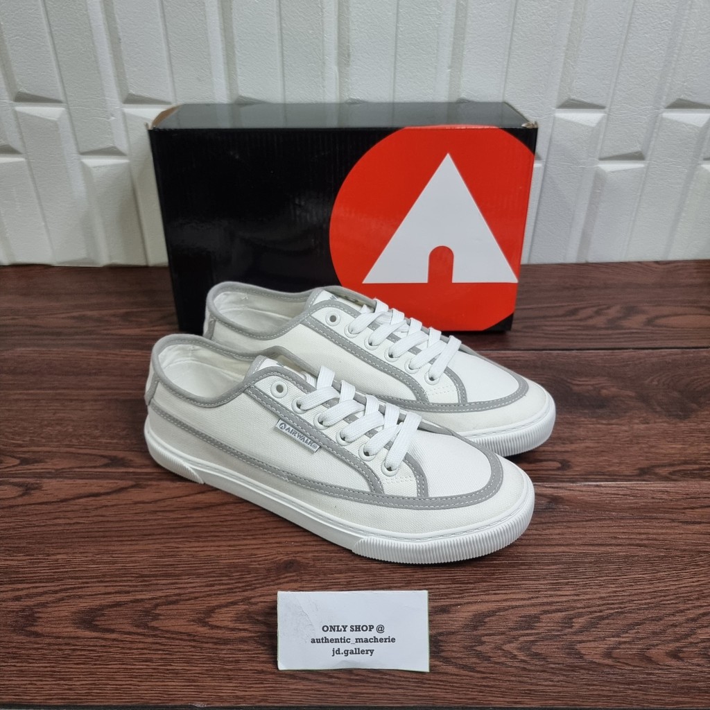 ORIGINAL SALE 70% SEPATU AIRWALK THEANA WHITE WOMEN