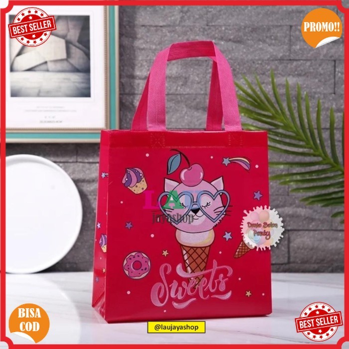

DBPT Tas Souvenir Ulang Tahun Anak / Goodie Bag / Tas Ultah Ice Cream - S
