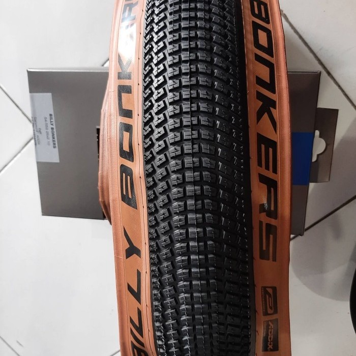 Ban Luar Schwalbe BILLY BONKER 26 x 2.10 TAN WALL KEVLAR