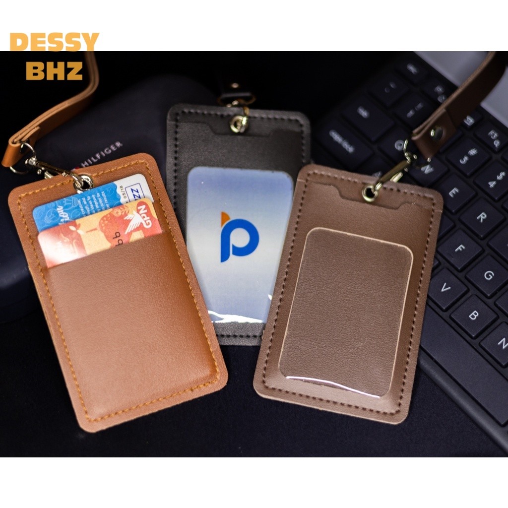 

BHZ ID Card Nametag Card Holder Dengan Lanyard Bahan Kulit PU Name Tag 3 Slot