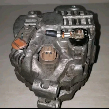 Alternator dinamo ampere honda stream  k20 2000 cc original