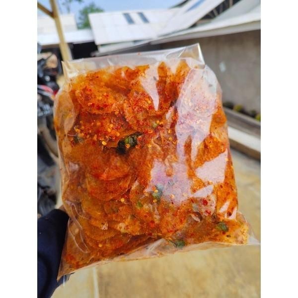 

Cemilan Seblak KRIPCA kripik kaca pedas daun jeruk 500gram
