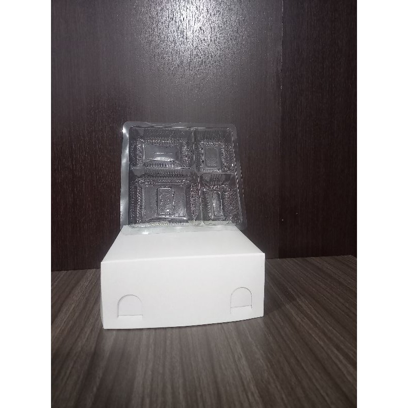 

Dus merk Giok 18 x 18 tebal 400 gram mudah dilipat