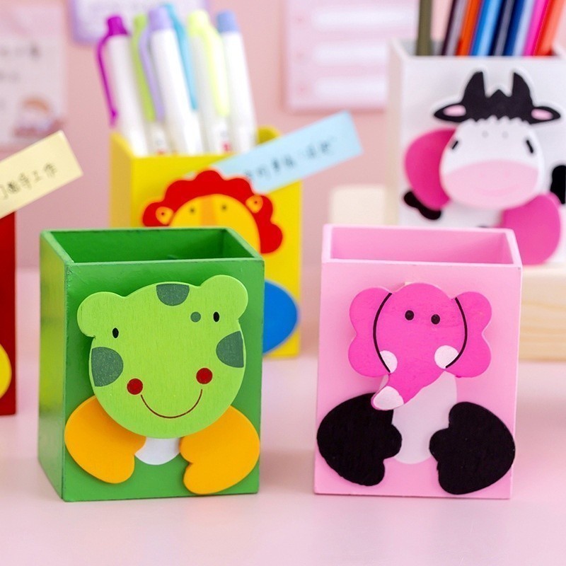 

Tempat Pensil Dan Pulpen Karakter Serbaguna Desktop Multifungsi Pen Holder 926