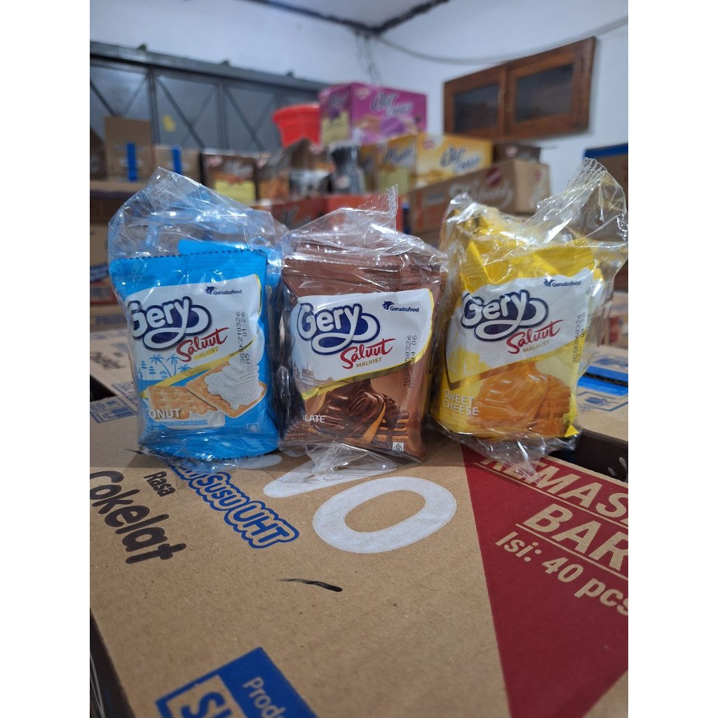

[180gram] S163 | [RENCENG] Gery Saluut Malkist 18 Gram Renceng isi 10 Pcs
