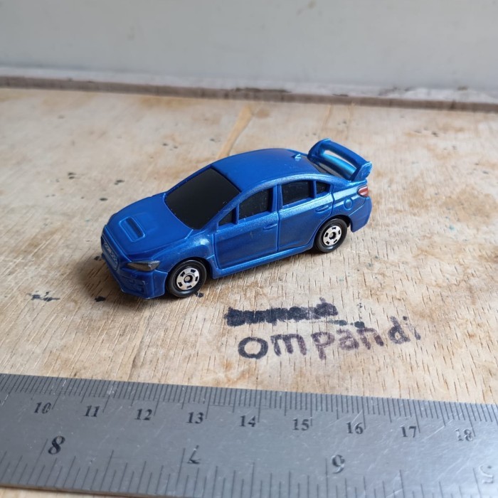 ZS34 tomica mobil Mitsubishi Evo lacer