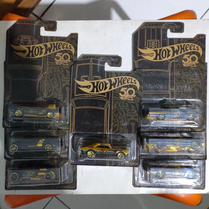 TR99 Hotwheels Hot Wheels 50th Anniversary Edition black gold 1 set lengkap 67 Camaro