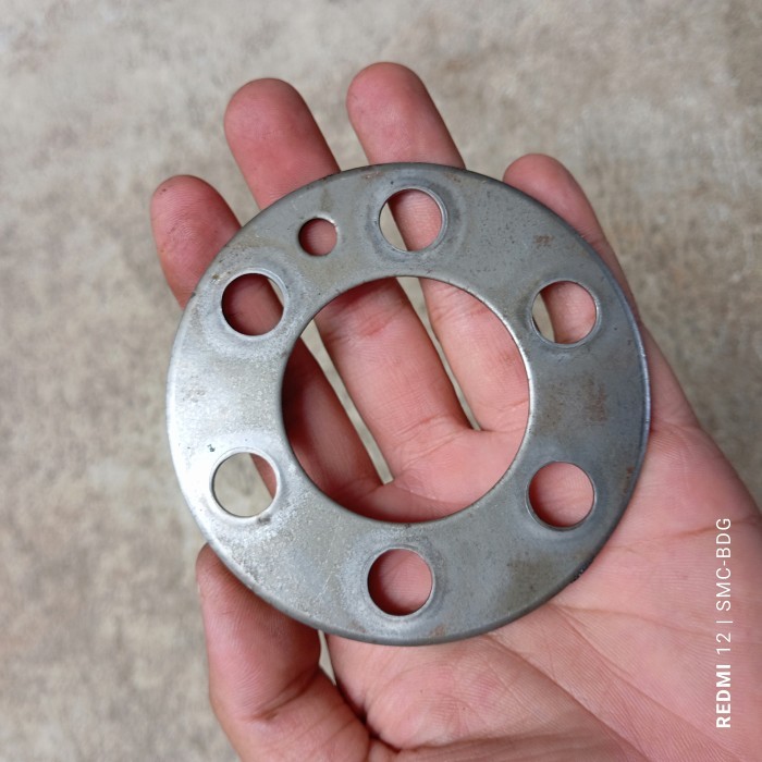 Ring baut flywheel roda gila bekas Nissan grand livina L10 1.5 copotan