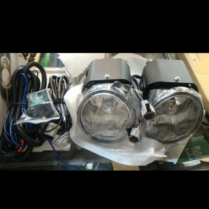 Fog Lamp Nissan Xtrail T30 Tahun 2000 sampai 2005 berkualitas