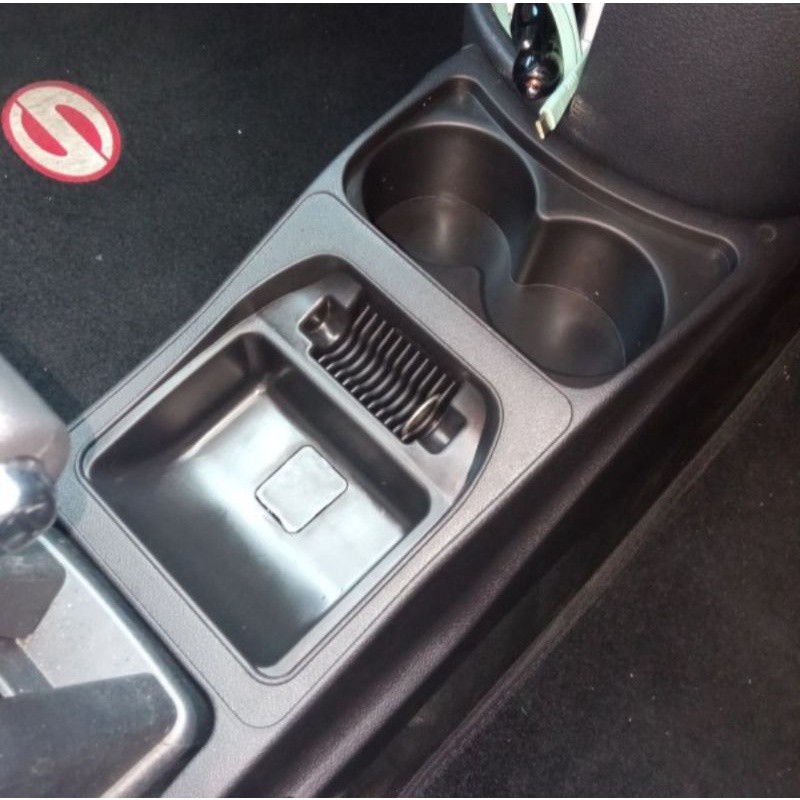 Console Box Calya SIGRA Box Tengah Calya SIGRA