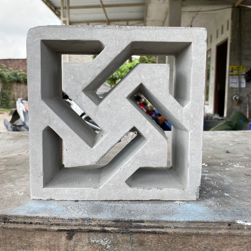 Cetakan Roster Fiber Minimalis Motif Kincir Ukuran 20x20