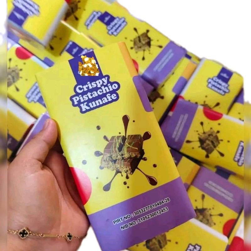 

[ BESAR ] [Paket 10pcs ]Dubai Coklat pistachio kunafe Chocolate original ukuran 16x8 besar Food Snack Cemilan Cokelat Makanan Biskuit dubai