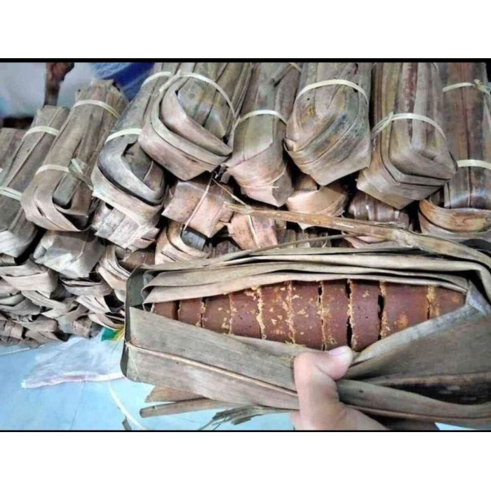 

GULA AREN ASLI BUNGKUS DAUN 1 KG