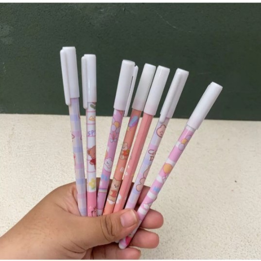 

PULPEN MOTIF BERUANG PGK-1680 BISA DIHAPUS ERASABLE PEN ODEMEI / PEN GEL TINTA HITAM TERBARU DENGAN BANYAK MOTIF LUCU UNIK BISA COD