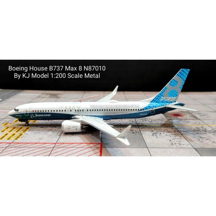 KL99 Boeing House B737 Max 8 N87010 By KJ Model 1:200 Scale Metal
