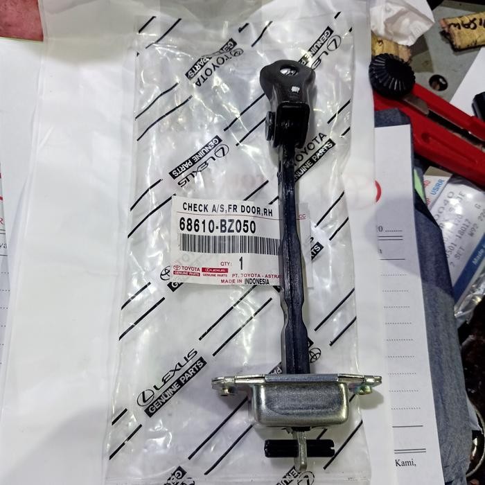 STOPPER CHECK DOOR PINTU DEPAN KANAN RH RUSH TERIOS ORIGINAL