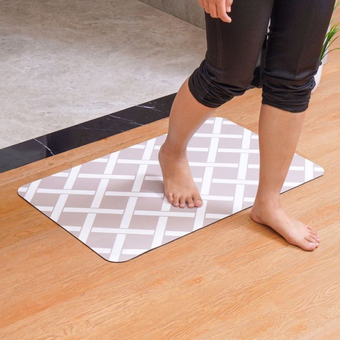 Keset Kamar Mandi Rubber Persegi Panjang INFORMA Bath Mat Anti Slip