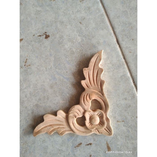 ornamen ukiran tempel sudut sangkar burung 11x11 SHP8072