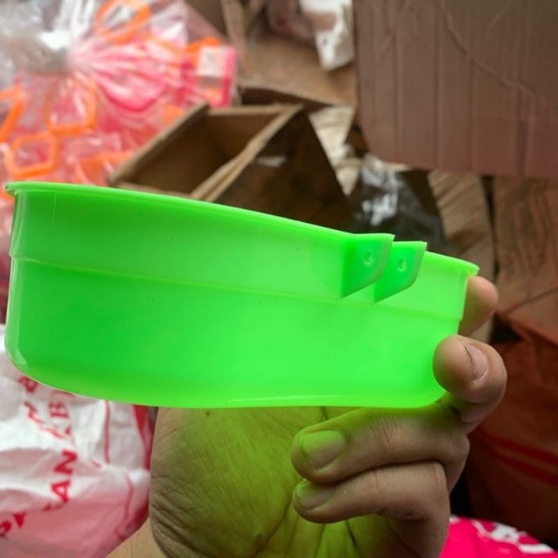 cepuk mandi burung/cepuk pakan burung bahan