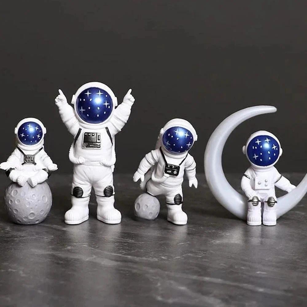 

4 pcs Astronaut Figure Statue Figurine Spaceman Sculpture Educational Toy Desktop Home Decoration Astronaut Model For Kids Gift