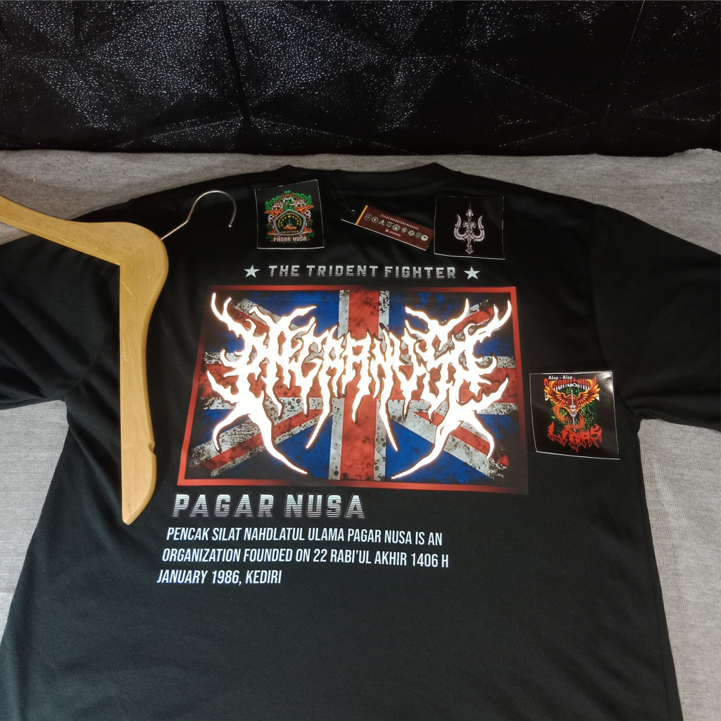 Kaos Pagar Nusa Reflektif Flag Menyala Terkena Cahaya