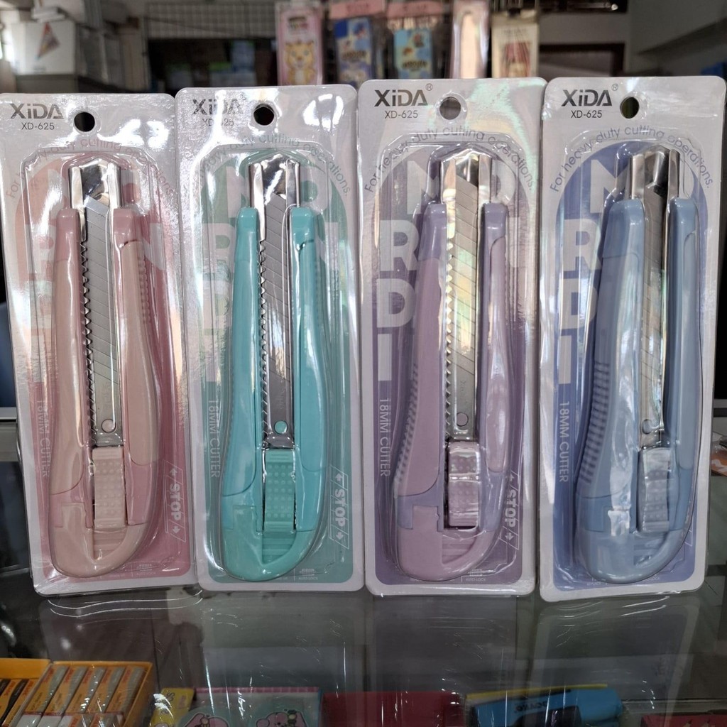 

1 Pcs Cutter XIDA XD-625 (ukuran besar ) warna pastel lucu