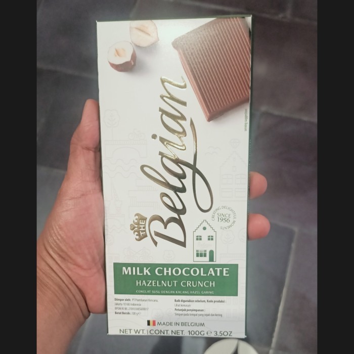 

belgian milk chocolate hazelnut crunch 100gr