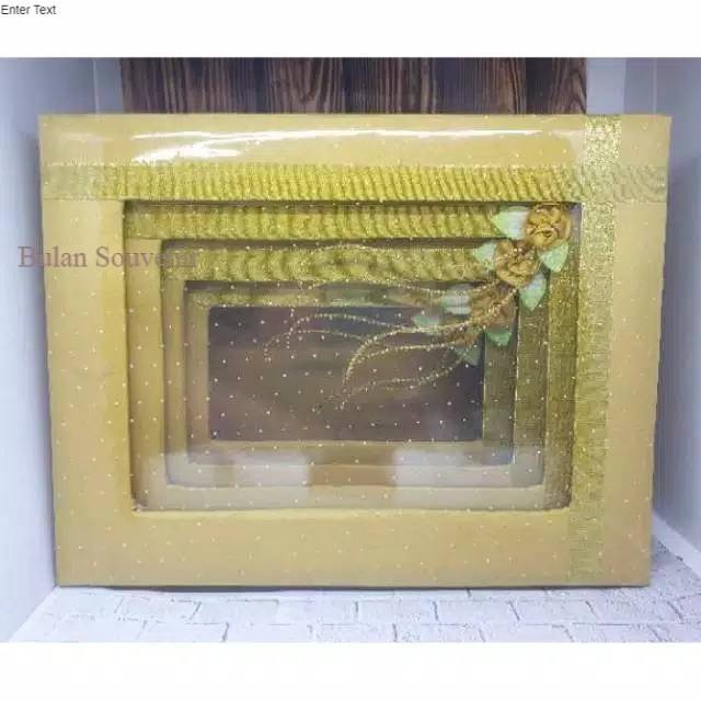 

Kotak Hantaran Model Tutup 1set Isi 4