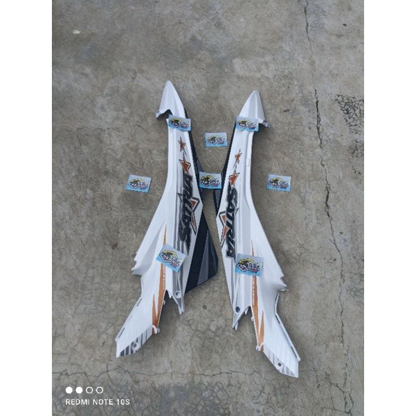 Terlaris Cover Body Belakang Satria Fu Facelift Fl Putih Ber stripping Bahan tebal mirip ori mirip o