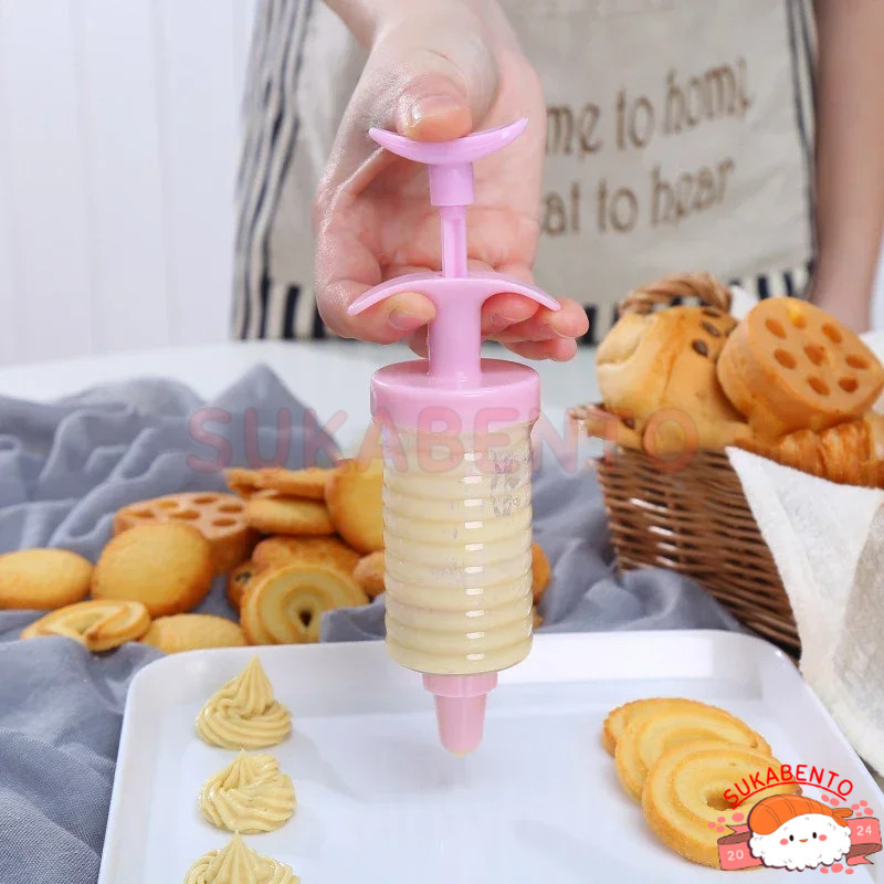 SBT Alat Hias Kue 8 in 1 / Cetakan Kue Alat Penghias Kue 8 In 1 / Semprotan Cream Cake / Dekorasi Ku