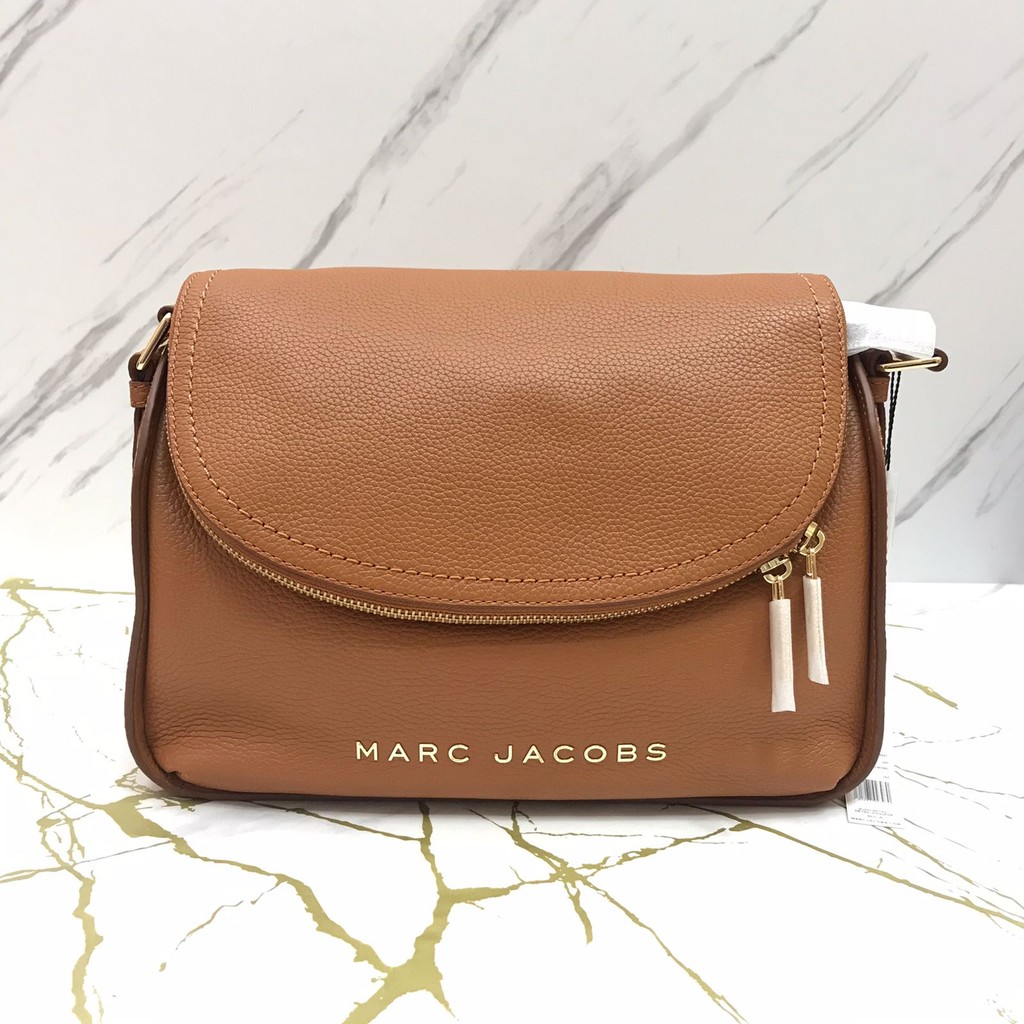 Marc Jacobs Groove Medium Crossbody with Gold Hardware in Almond