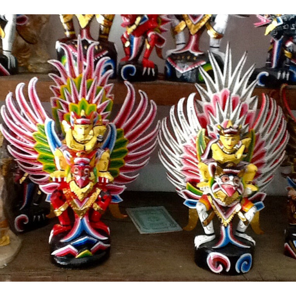 Patung Garuda Wisnu Kencana Kayu Abesia Warna Warni Handmade 45cm