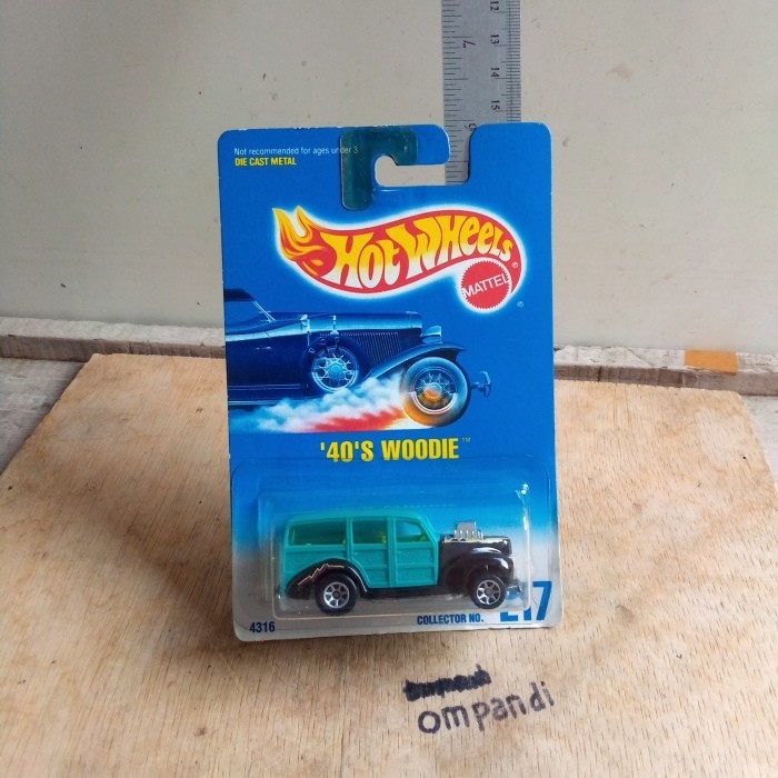 ZS34 hot wheels 40 s woodie woody diecast