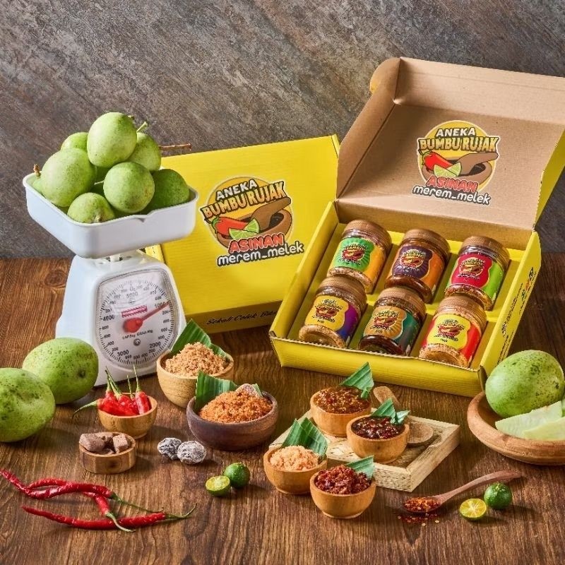 

Mangga Muda 1 KILO + Aneka Bumbu Rujak Lengkap ( Isi 6 toples )