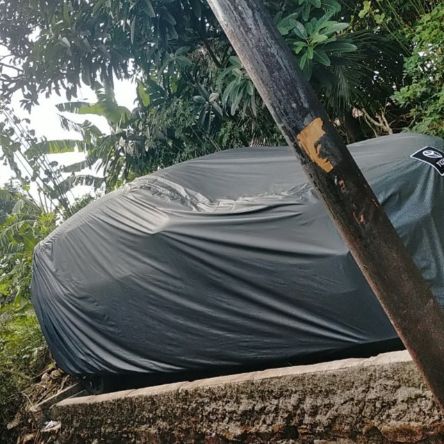 SELIMUT SARUNG COVER MOBIL NISSAN GRAND LIVINA XV 2010