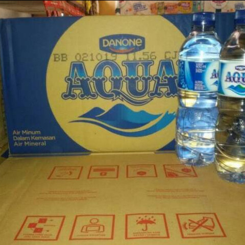 

AQUA BOTOL 600 ML khusus gojek