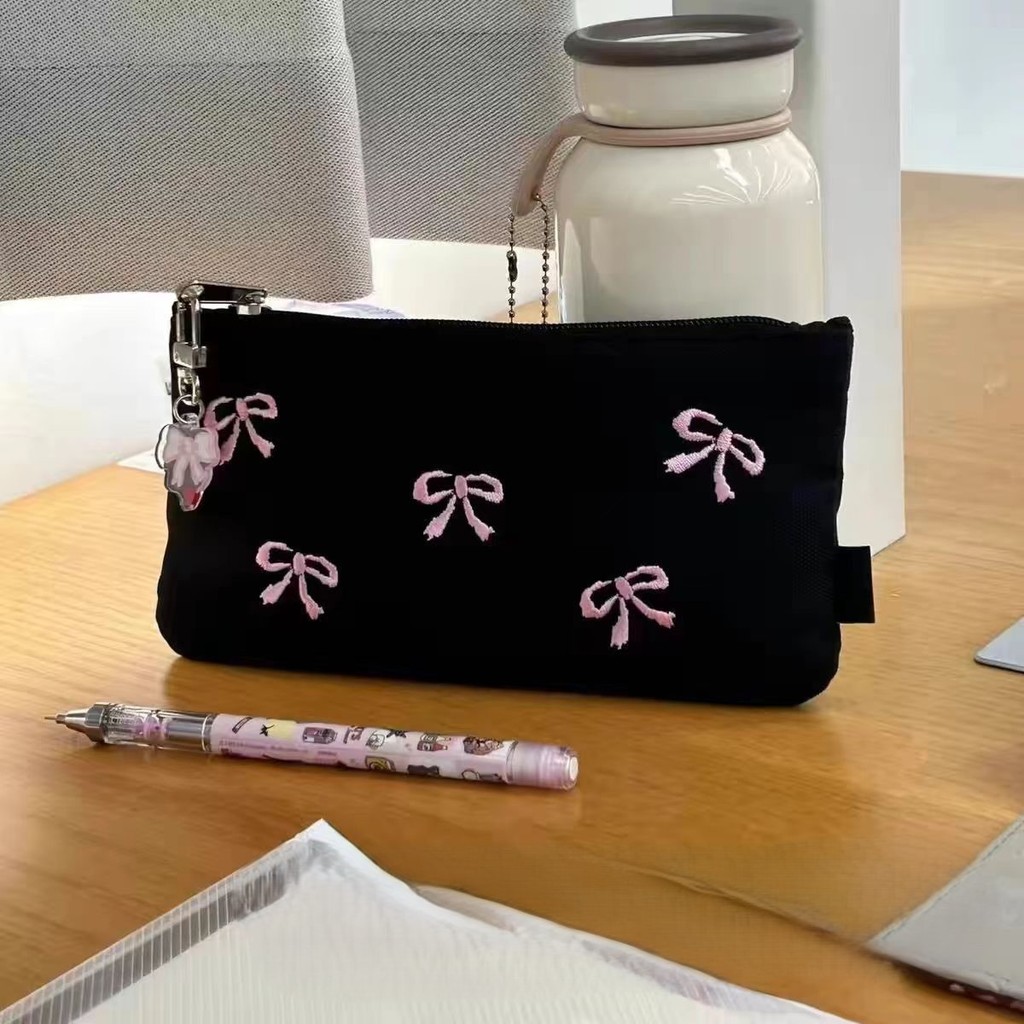 

[HARU] Black Pink Ribbon Pencil Case Tempat Penyimpanan Alat Tulis Kotak Pensil Pouch Serbaguna Tentengan Lucu