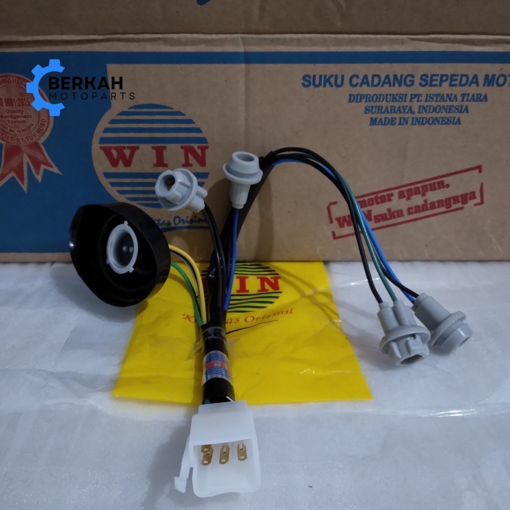 Fitting Lampu Mio 125 M3 2014 2015 2016 2017 2018 2019 WIN | cop fiting piting peteng motor injeksi 