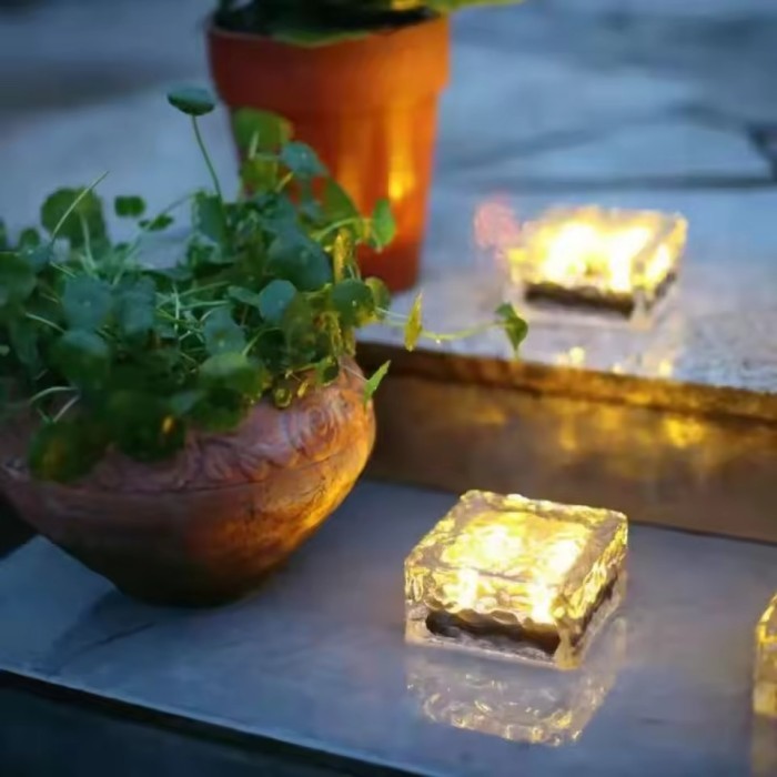 1PCS Lampu Hias Taman Solar Tenaga Matahari Model Batu Kristal LED Solar Underground Light - Kuning