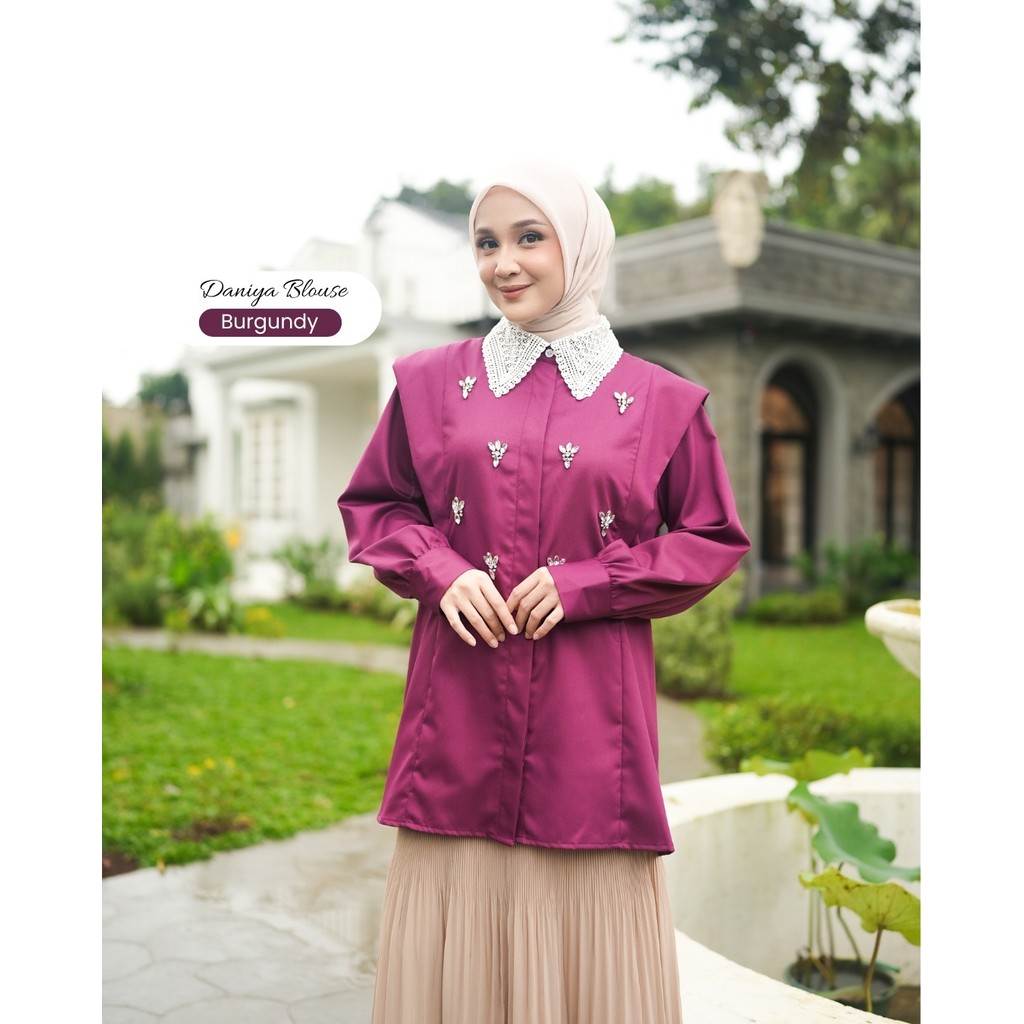 Gamaleea - Daniya Blouse / Atasan Wanita / Kemeja Simple Casual Kerja Kantor Bahan Cotton Mix Payet 