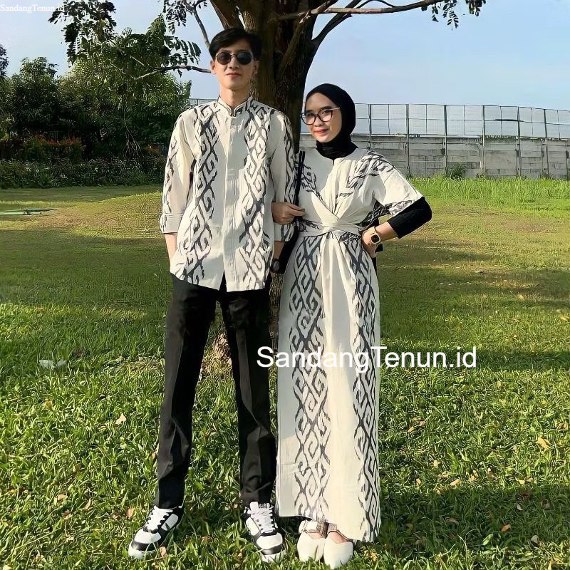 SET BATIK COUPLE BAJU TENUN COUPLE TENUN PASANGAN CLARA DRESS WHITE BAJU BATIK COUPLE SANDANG TENUN