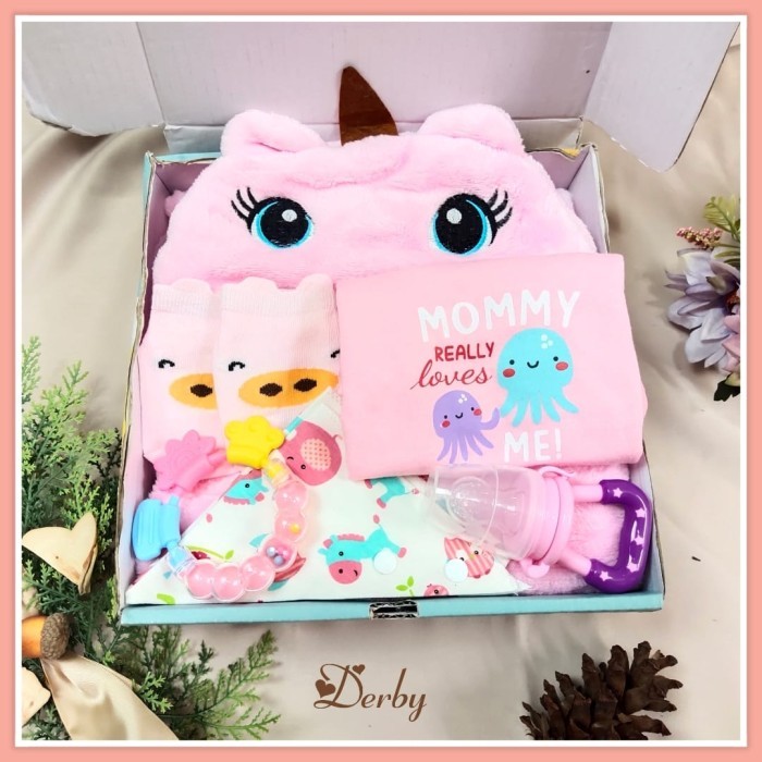 

Hadiah Kado Bayi Type Derby / Hampers Baby Born Cowok Cewek Unisex - PINK