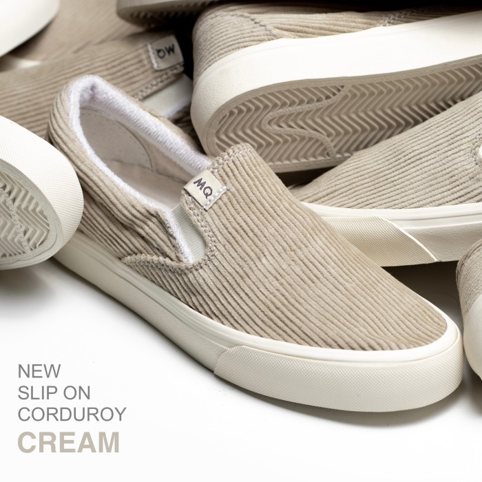 MARQUE.CO Corduroy Slip-On - Warna Cream, Sepatu untuk Pria&Wanita - 39
