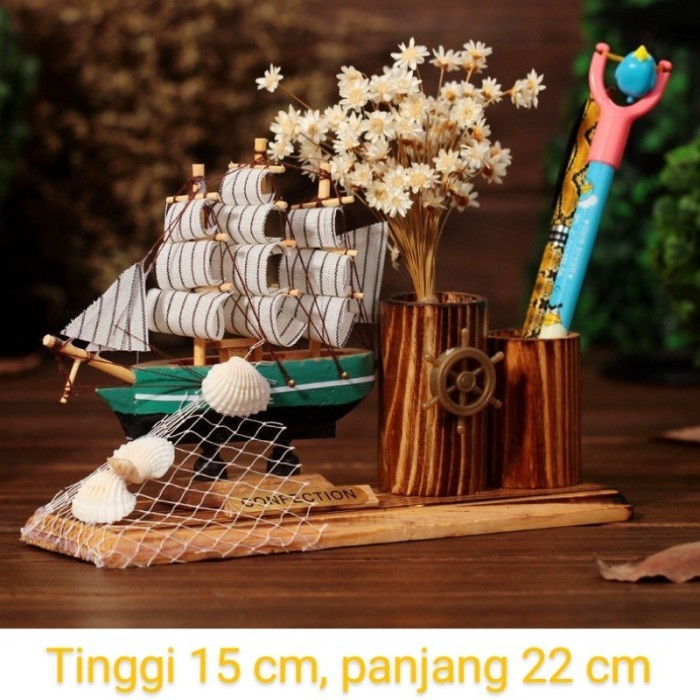 

Pajangan tempat pensil pena bentuk kapal perahu